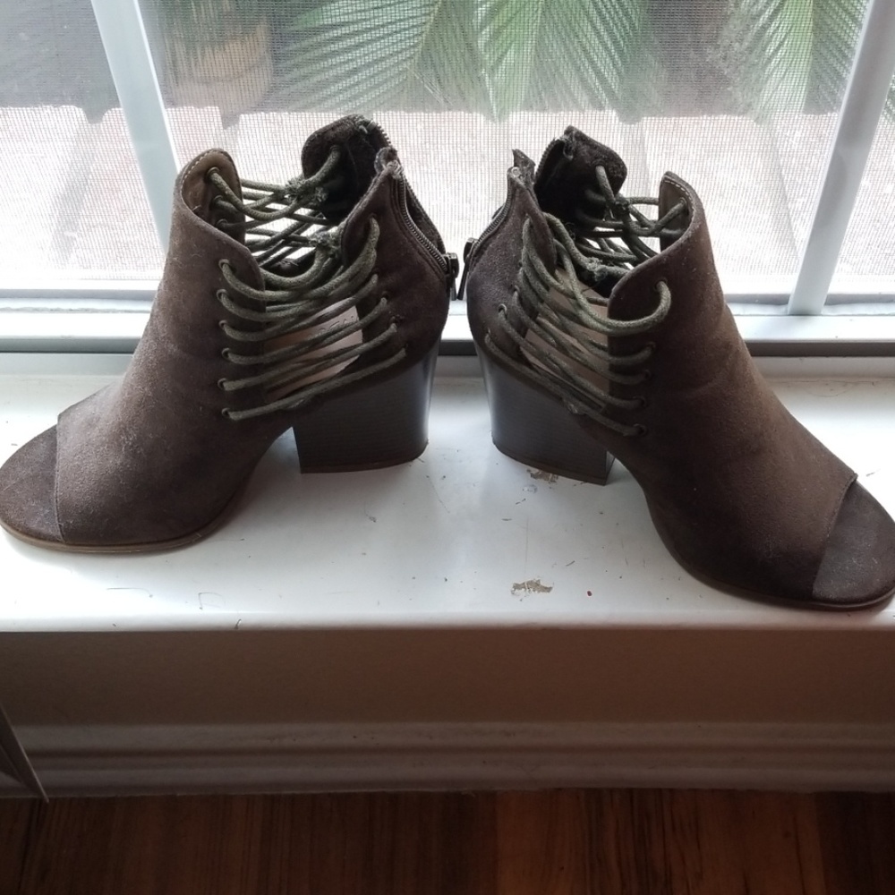 Bamboo Wedges - Picture 2 of 2